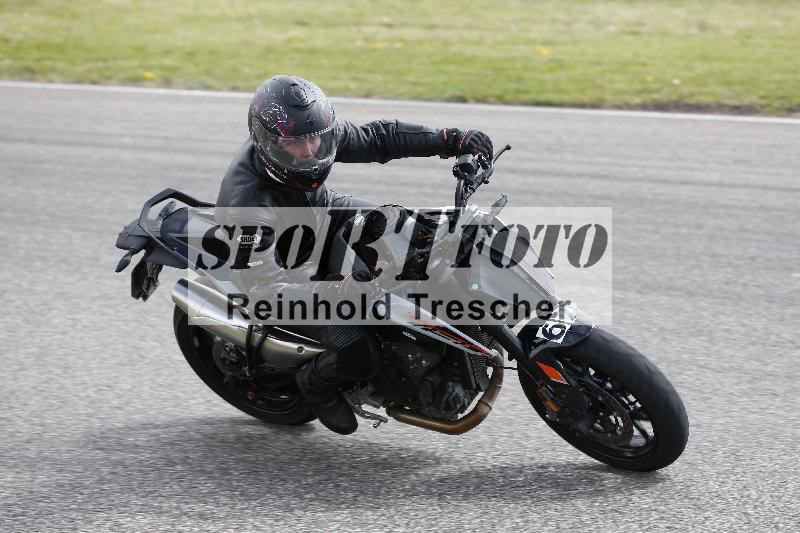 Archiv-2025/10 23.04.2025 Cornu Master School ADR/gruen-vert/67